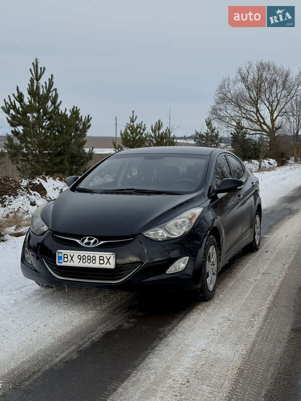 Hyundai Elantra 2013