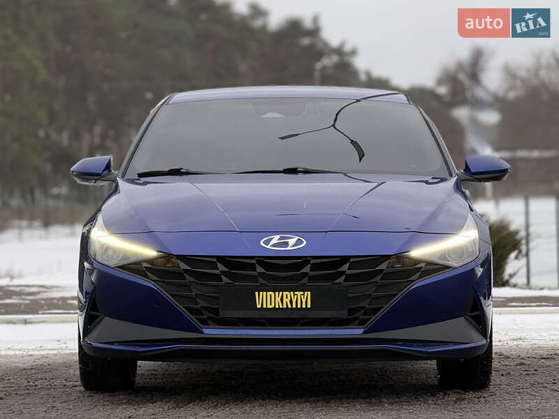 Седан Hyundai Elantra 2021 в Киеве