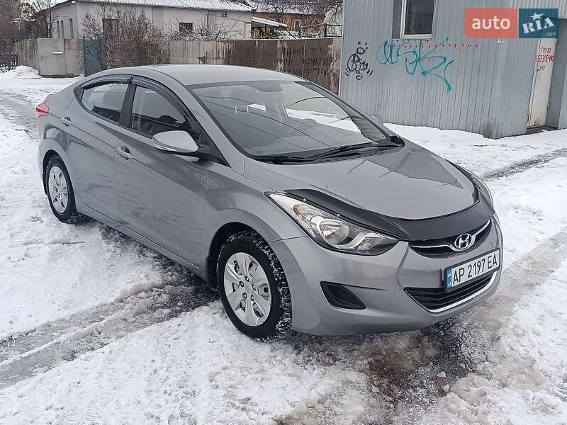 Седан Hyundai Elantra 2013 в Харькове
