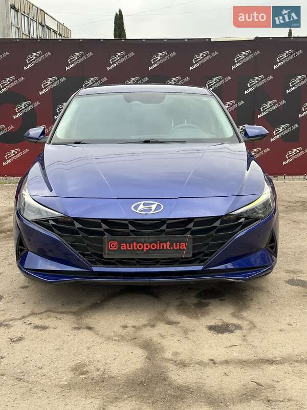 Седан Hyundai Elantra 2022 в Сумах