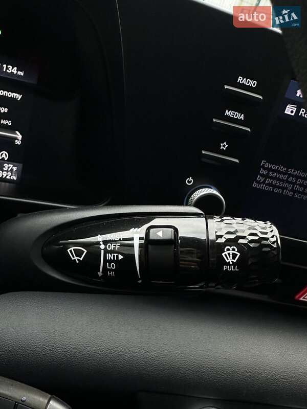 Седан Hyundai Elantra 2022 в Сумах