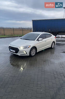 Седан Hyundai Elantra 2017 в Дніпрі