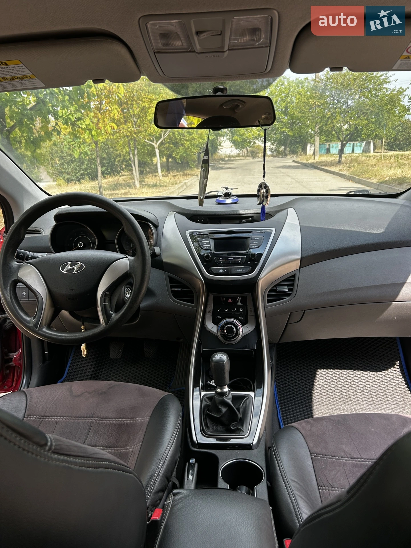 2013 Hyundai Elantra - мініатюра 6