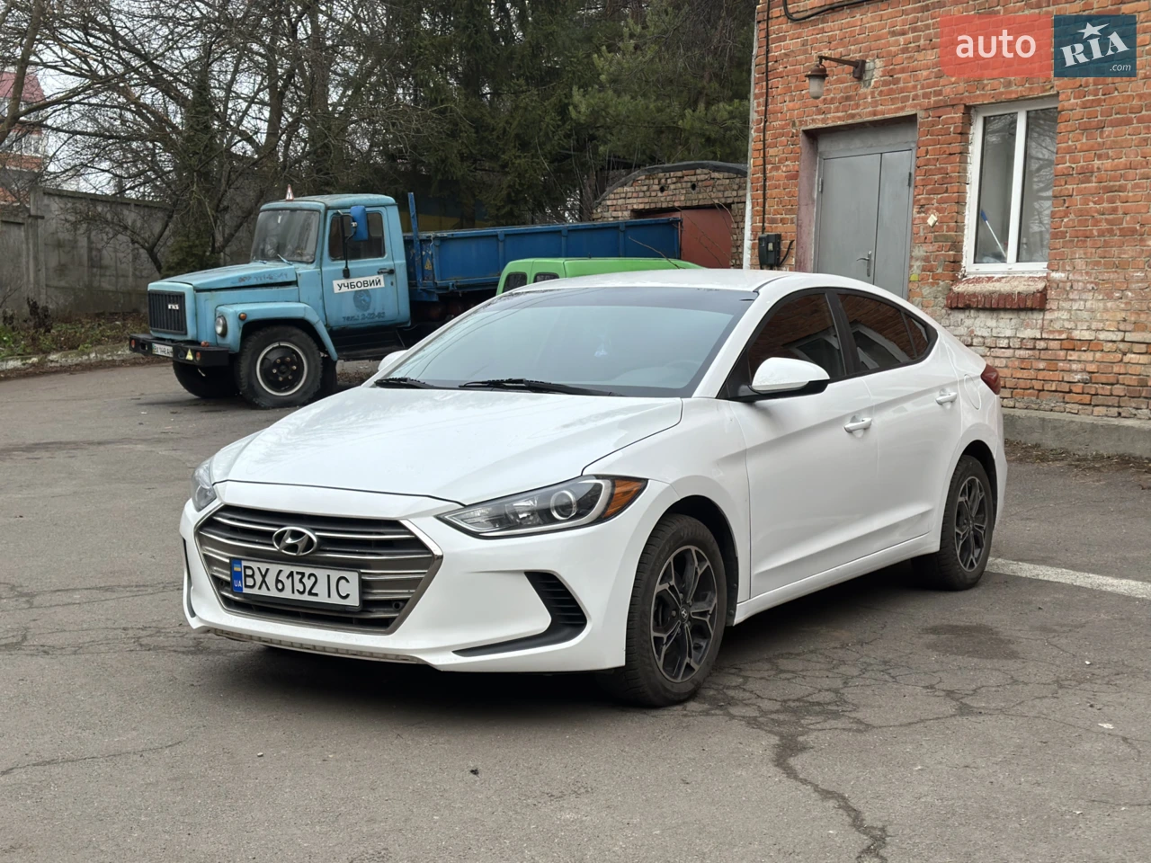 2016 Hyundai Elantra - мініатюра 21