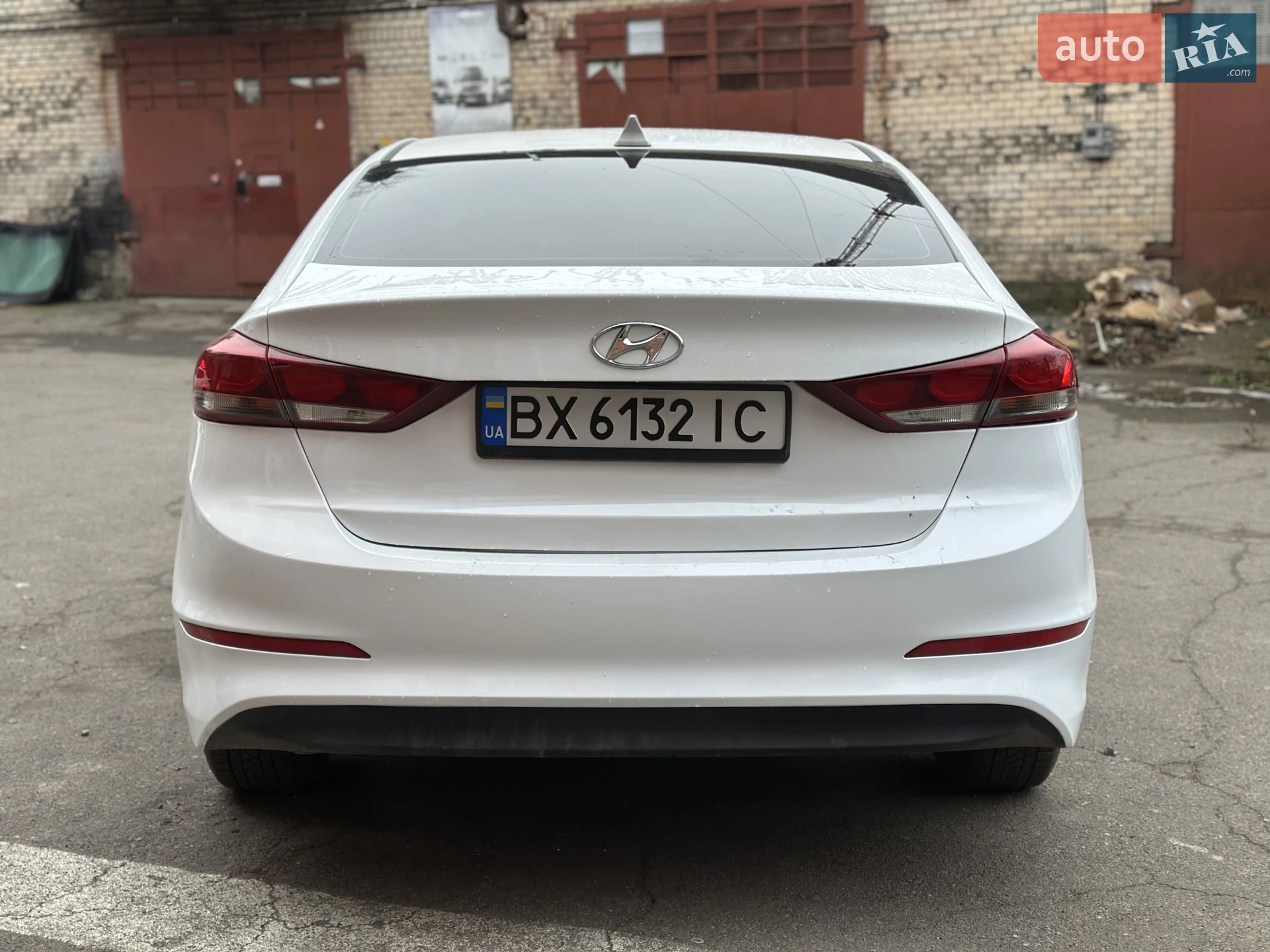 2017 Hyundai Elantra - мініатюра 4
