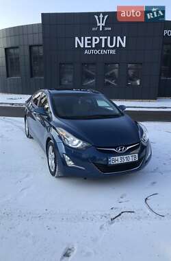 Hyundai Elantra 2015