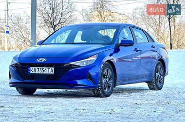 Седан Hyundai Elantra 2022 в Киеве