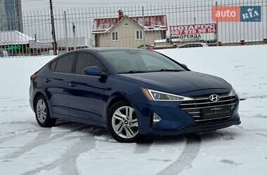 Седан Hyundai Elantra 2019 в Києві