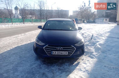Седан Hyundai Elantra 2017 в Киеве