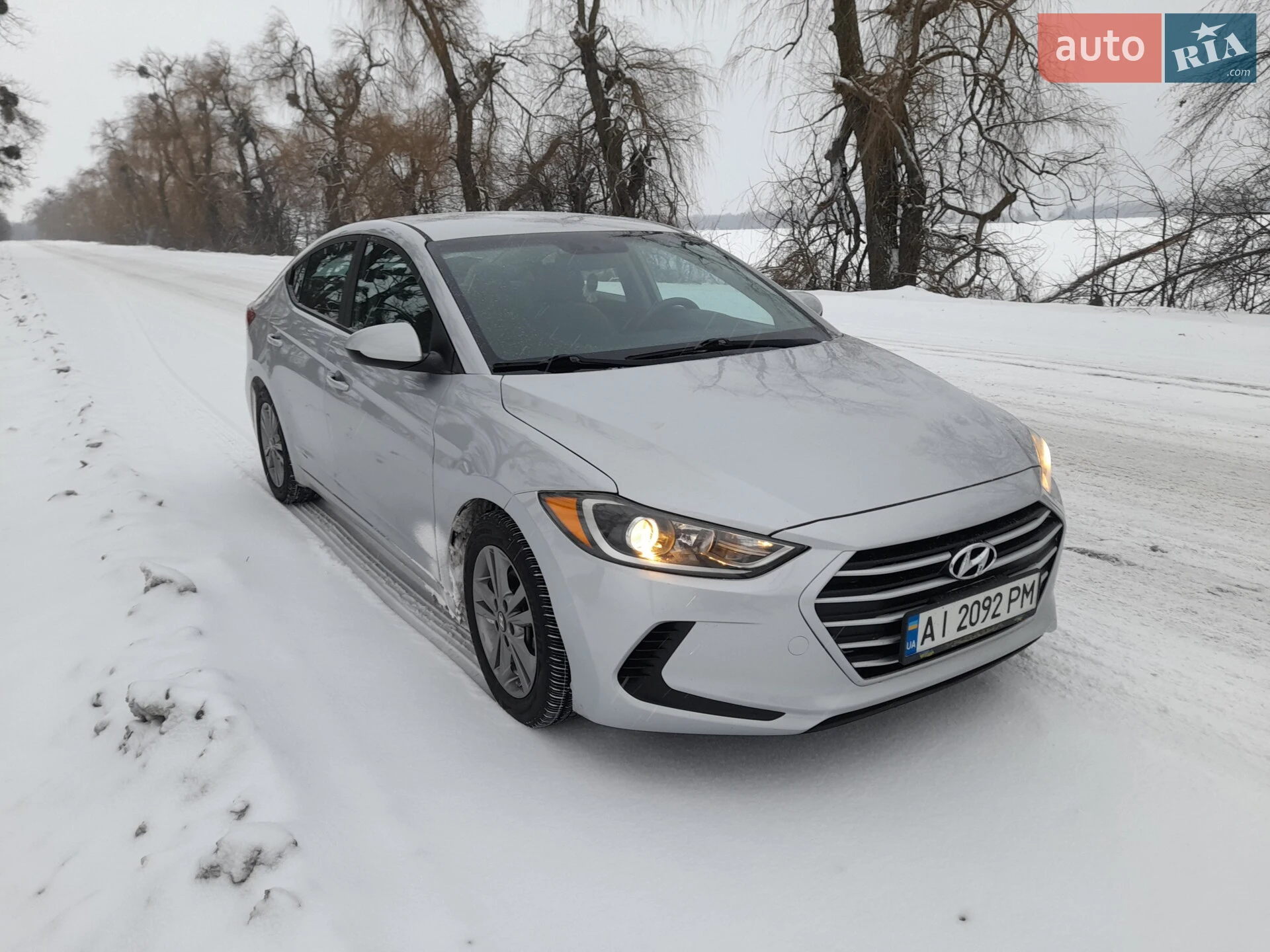 2017 Hyundai Elantra - мініатюра 5