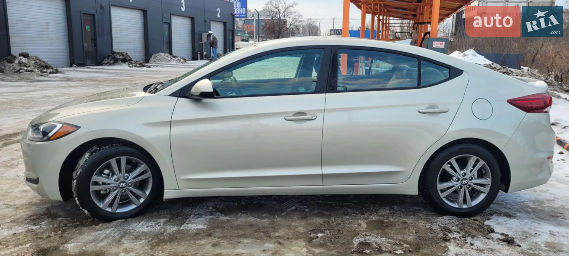 2016 Hyundai Elantra - мініатюра 5