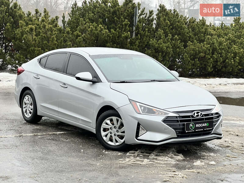 Hyundai Elantra 2019