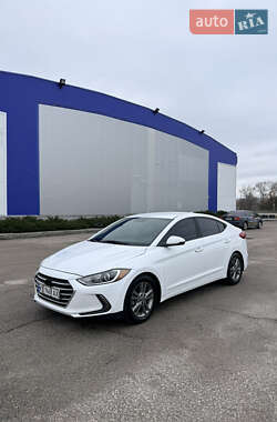 Седан Hyundai Elantra 2016 в Днепре