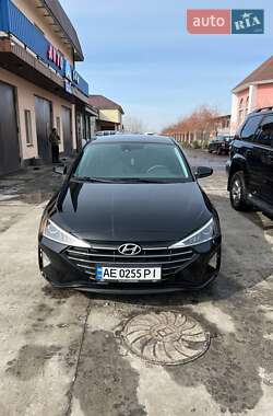 Седан Hyundai Elantra 2020 в Кам'янському