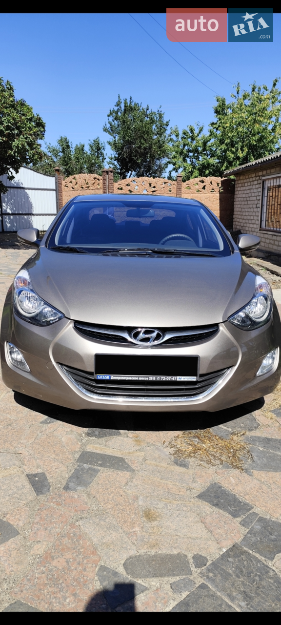 2012 Hyundai Elantra - мініатюра 23