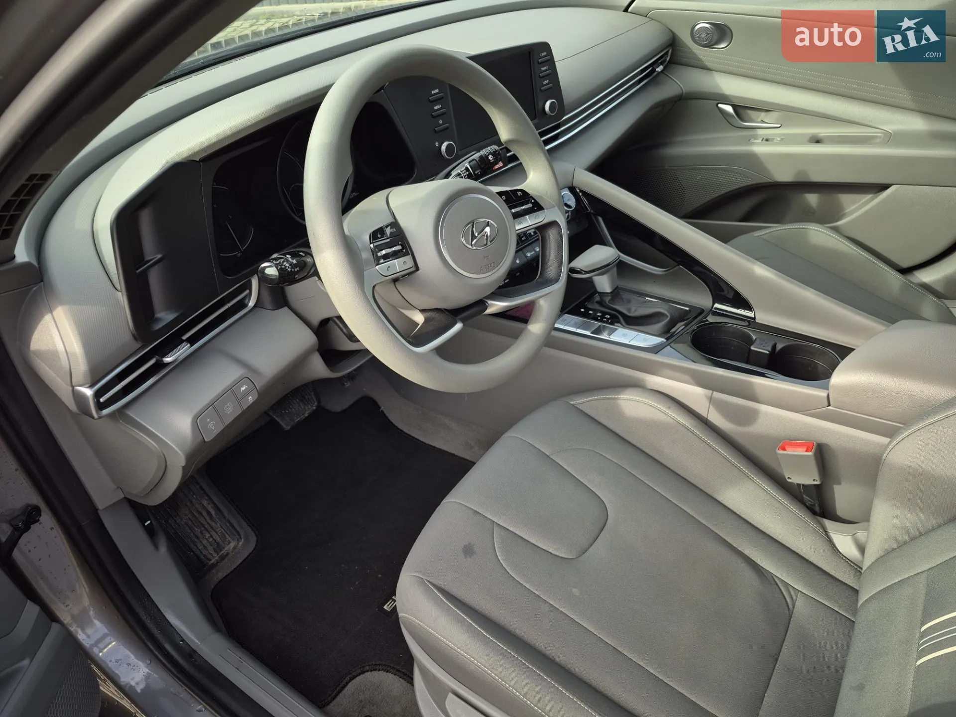 2023 Hyundai Elantra - мініатюра 25