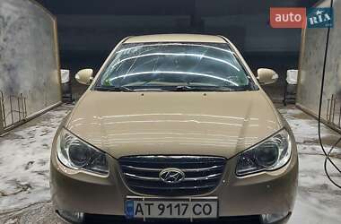 Седан Hyundai Elantra 2010 в Долине