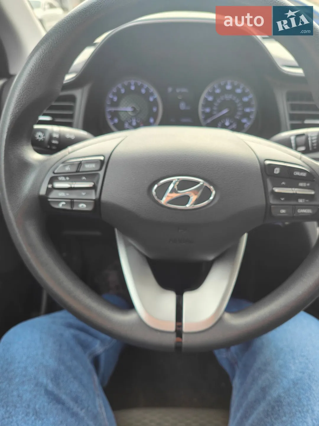 2019 Hyundai Elantra - мініатюра 9