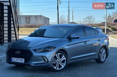 Седан Hyundai Elantra 2016 в Днепре