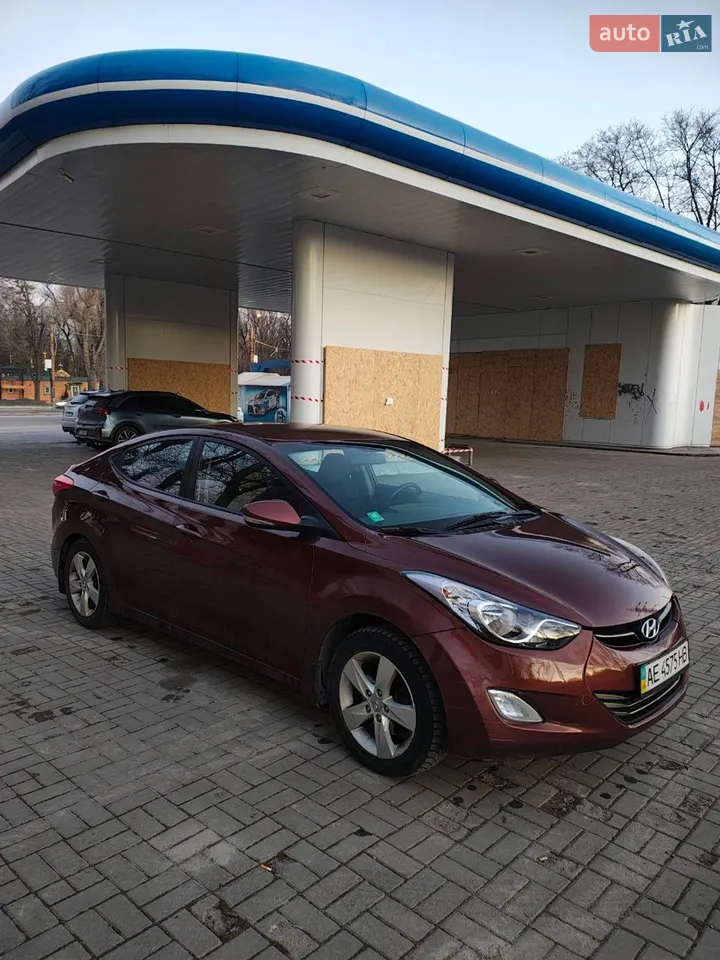 2011 Hyundai Elantra - мініатюра 18