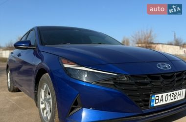 Седан Hyundai Elantra 2023 в Олександрії