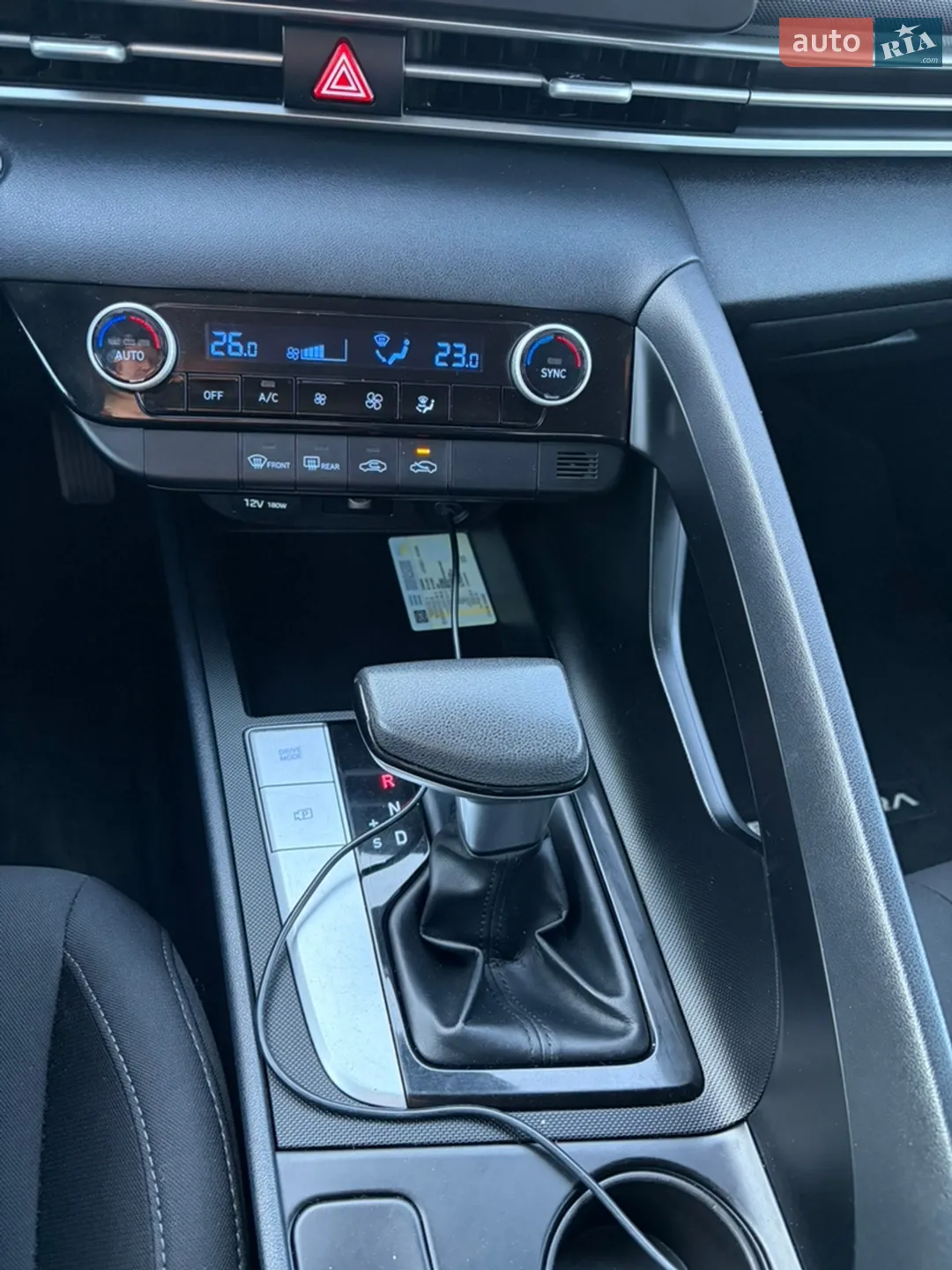 2020 Hyundai Elantra - мініатюра 15