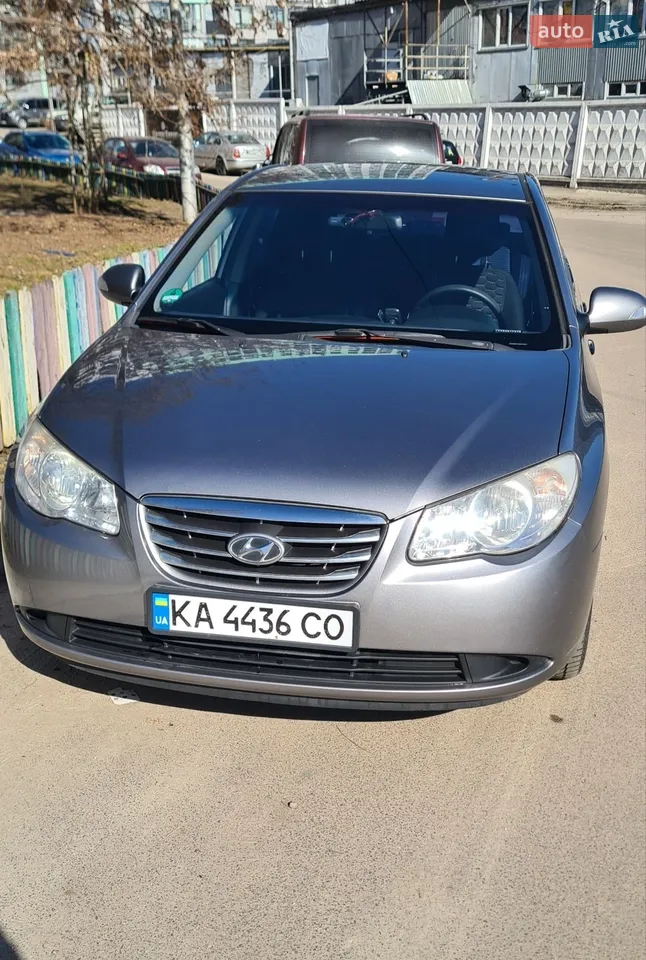 2010 Hyundai Elantra - мініатюра 22