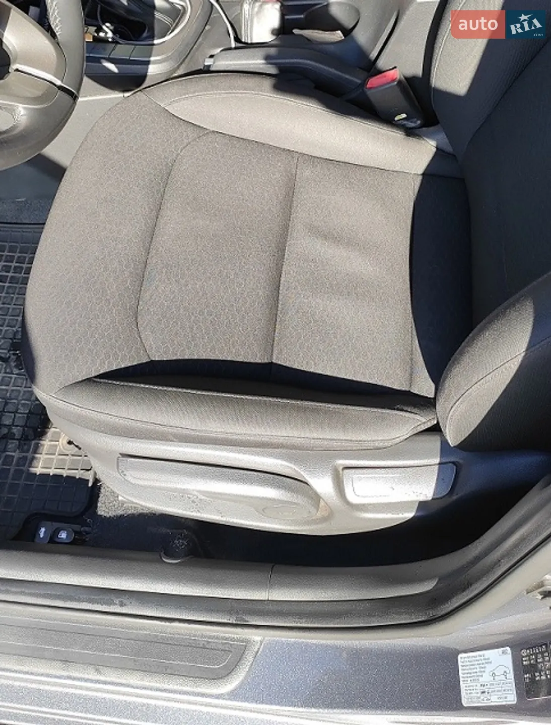 2019 Hyundai Elantra - мініатюра 16