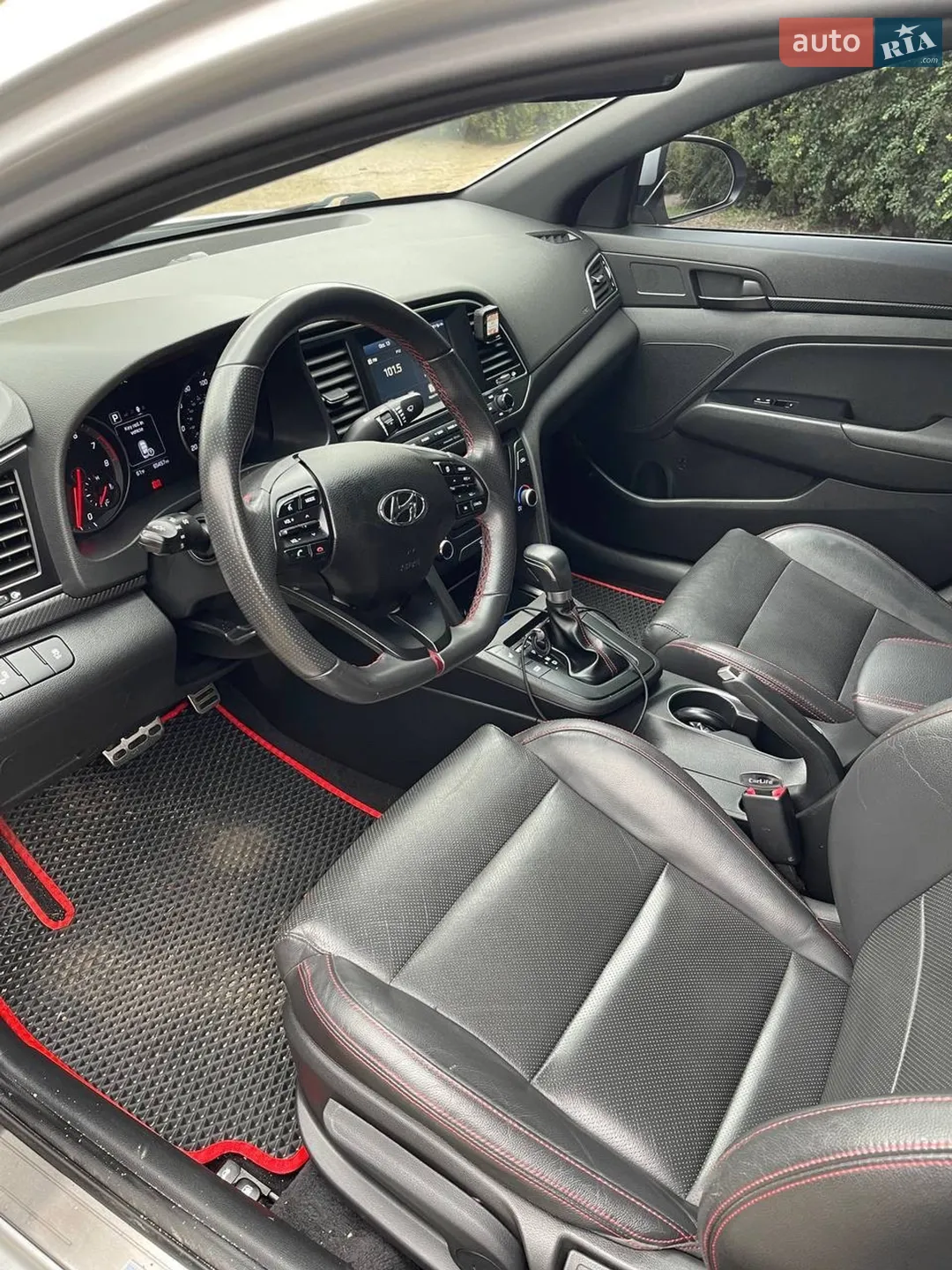 2017 Hyundai Elantra - мініатюра 9