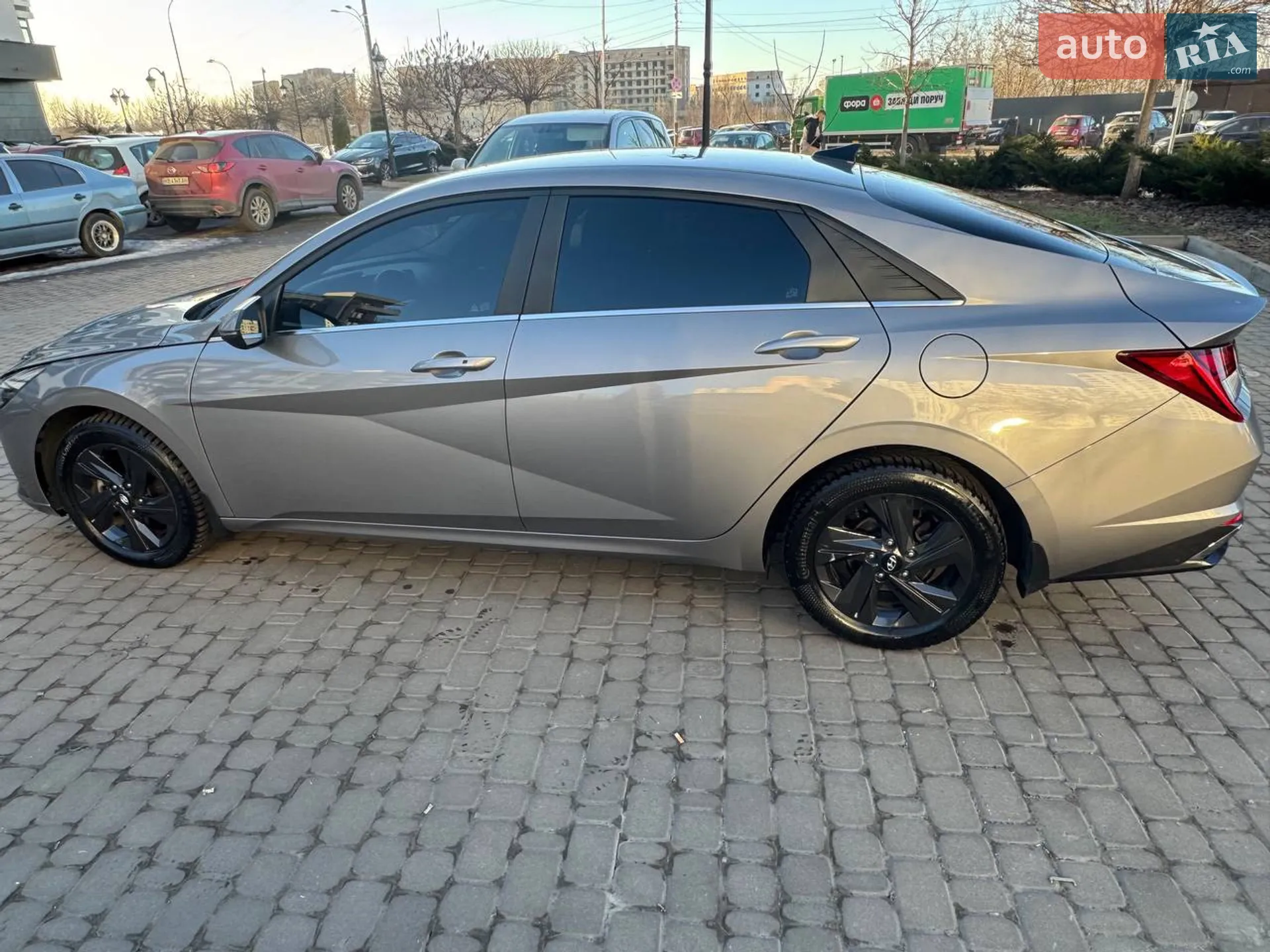 2021 Hyundai Elantra - мініатюра 17