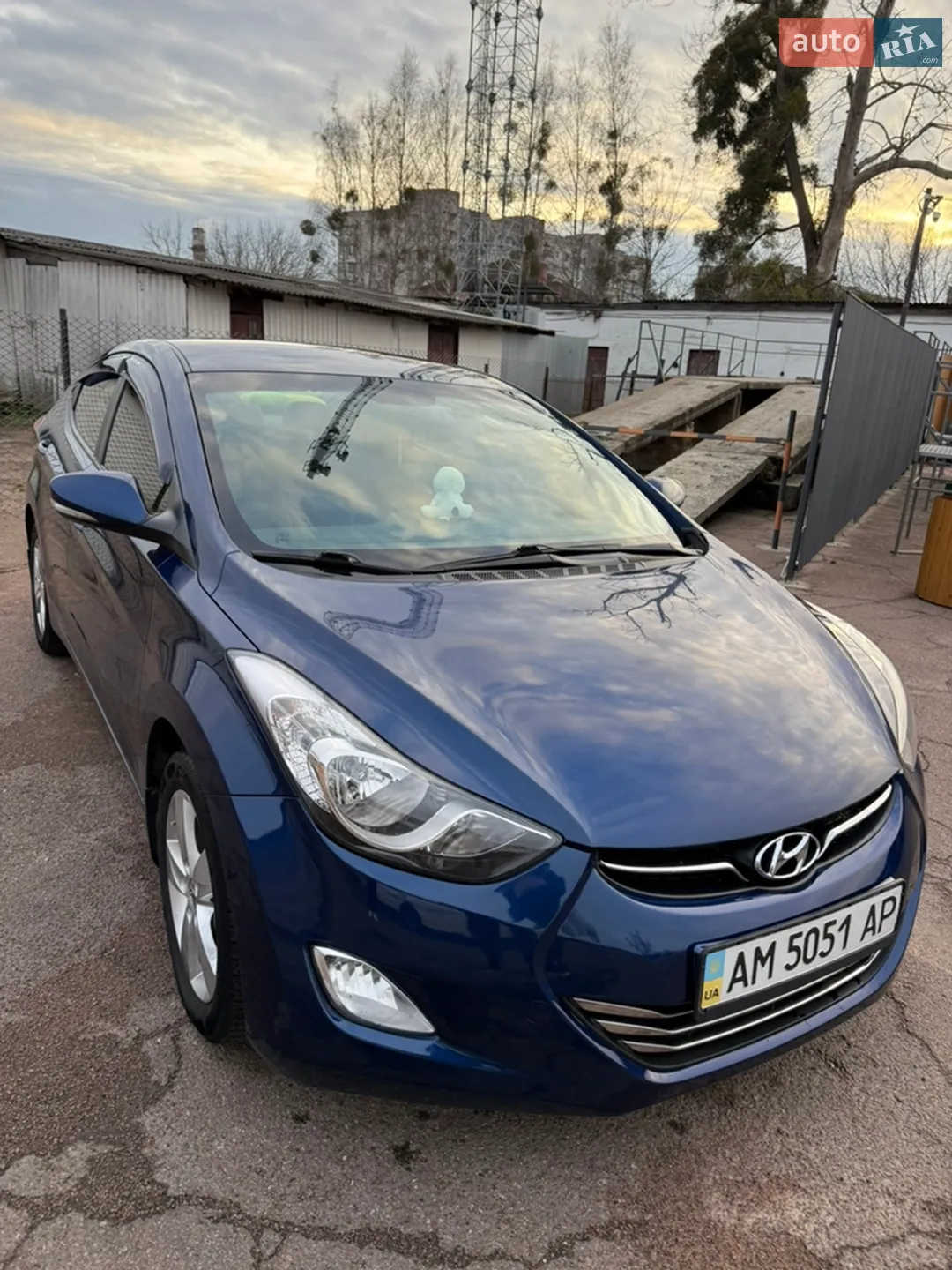 2013 Hyundai Elantra - мініатюра 3