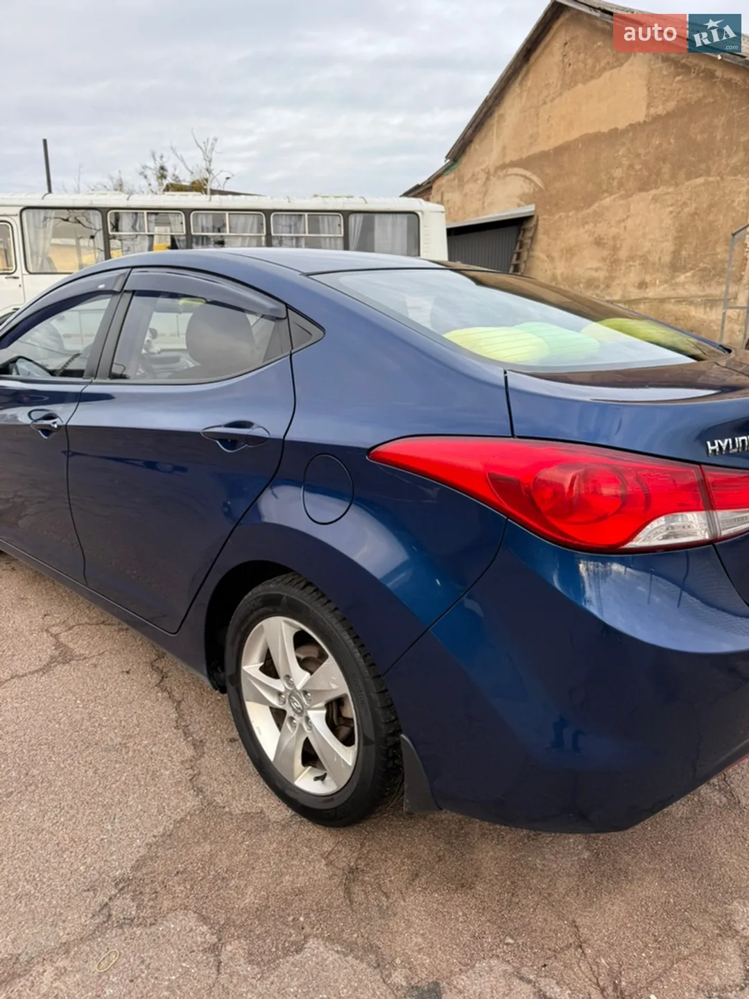 2013 Hyundai Elantra - мініатюра 14