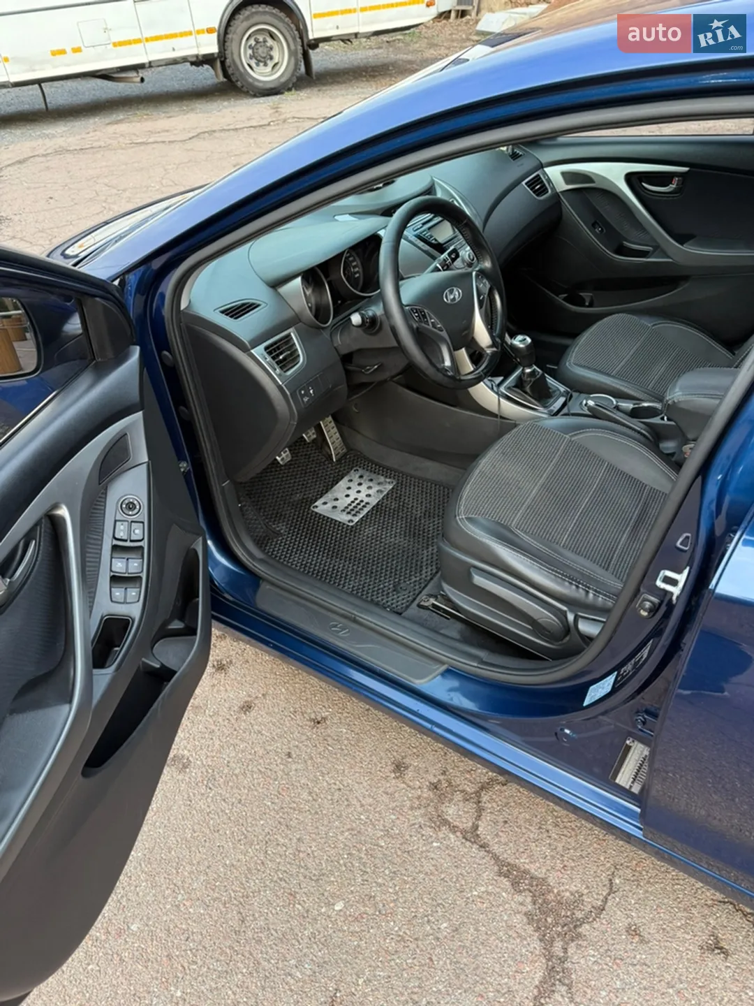 2013 Hyundai Elantra - мініатюра 34