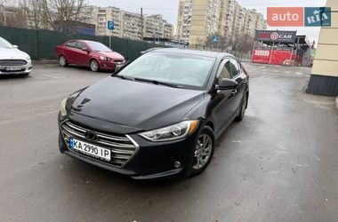 Седан Hyundai Elantra 2018 в Киеве