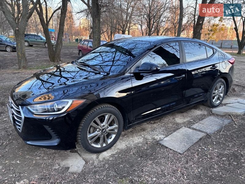 Hyundai Elantra 2016