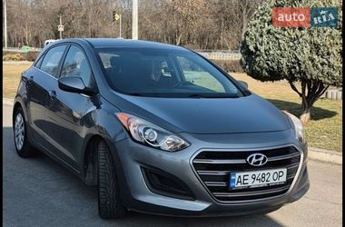 Хэтчбек Hyundai Elantra 2016 в Днепре