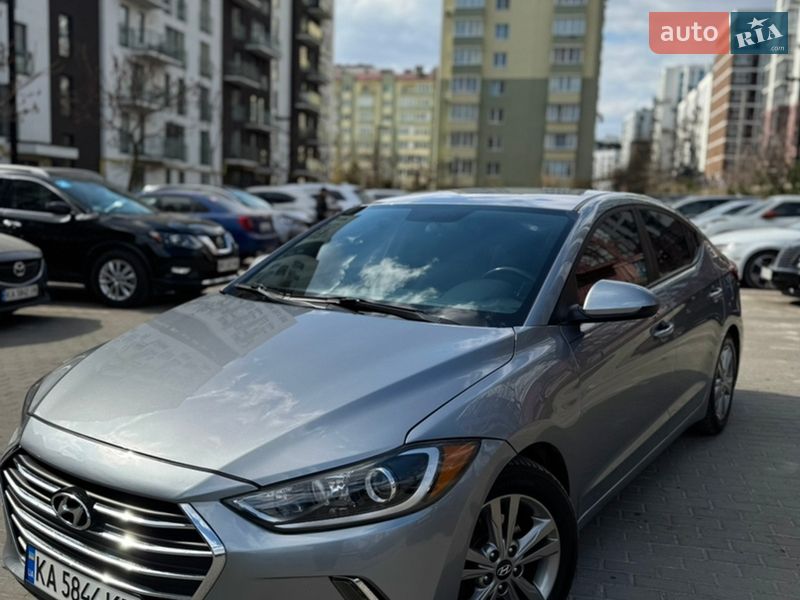 Hyundai Elantra 2016