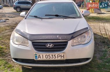 Седан Hyundai Elantra 2008 в Киеве