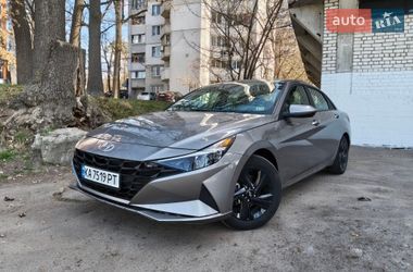 Седан Hyundai Elantra 2023 в Киеве