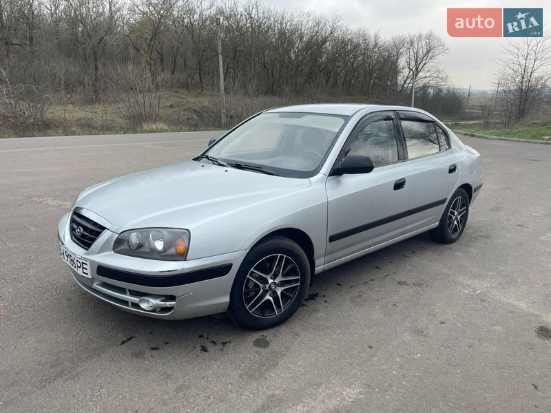 Hyundai Elantra 2004