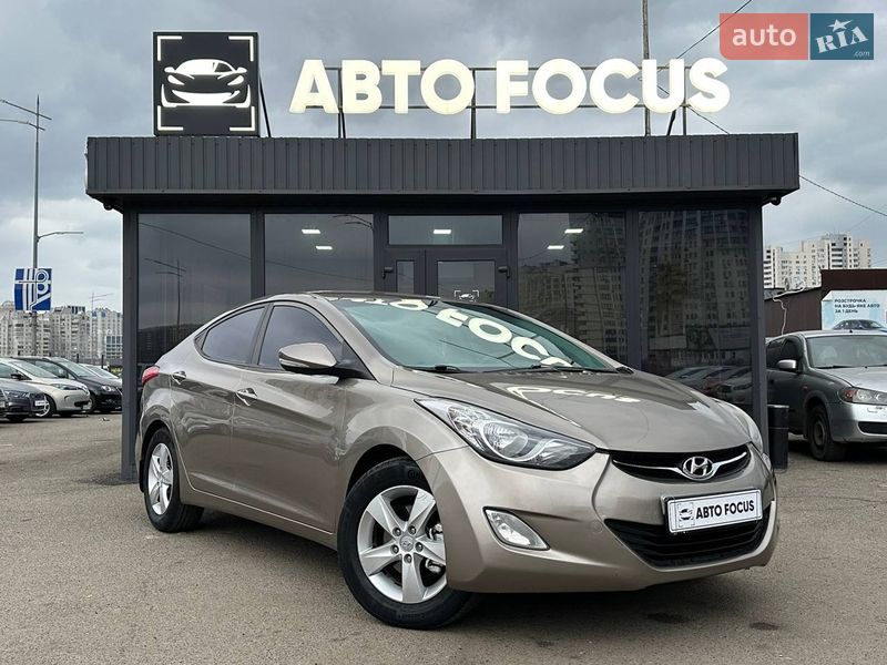 Hyundai Elantra 2013