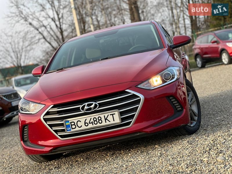 Седан Hyundai Elantra 2018 в Стрые