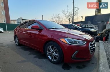 Седан Hyundai Elantra 2016 в Киеве