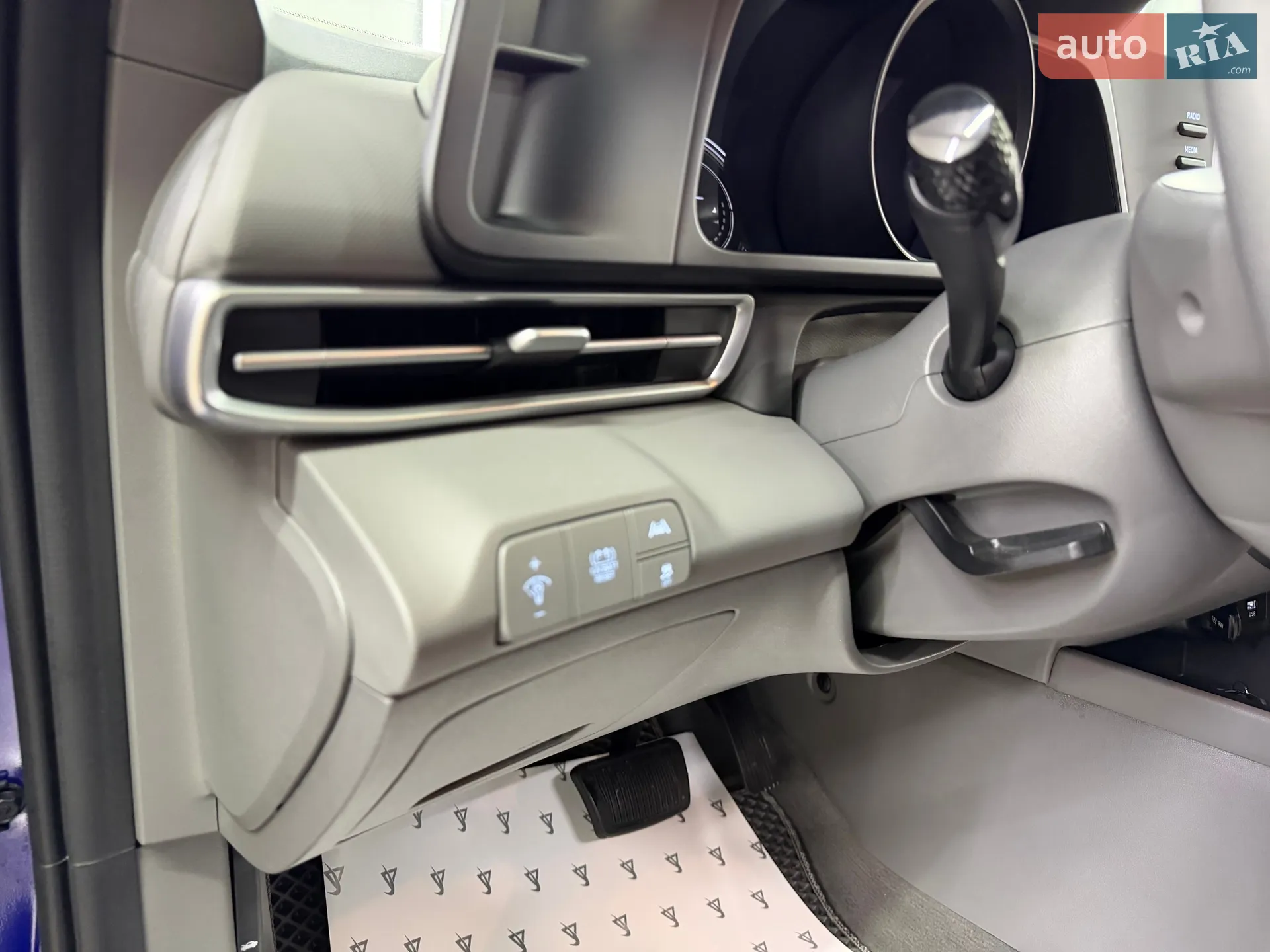 2021 Hyundai Elantra - мініатюра 30
