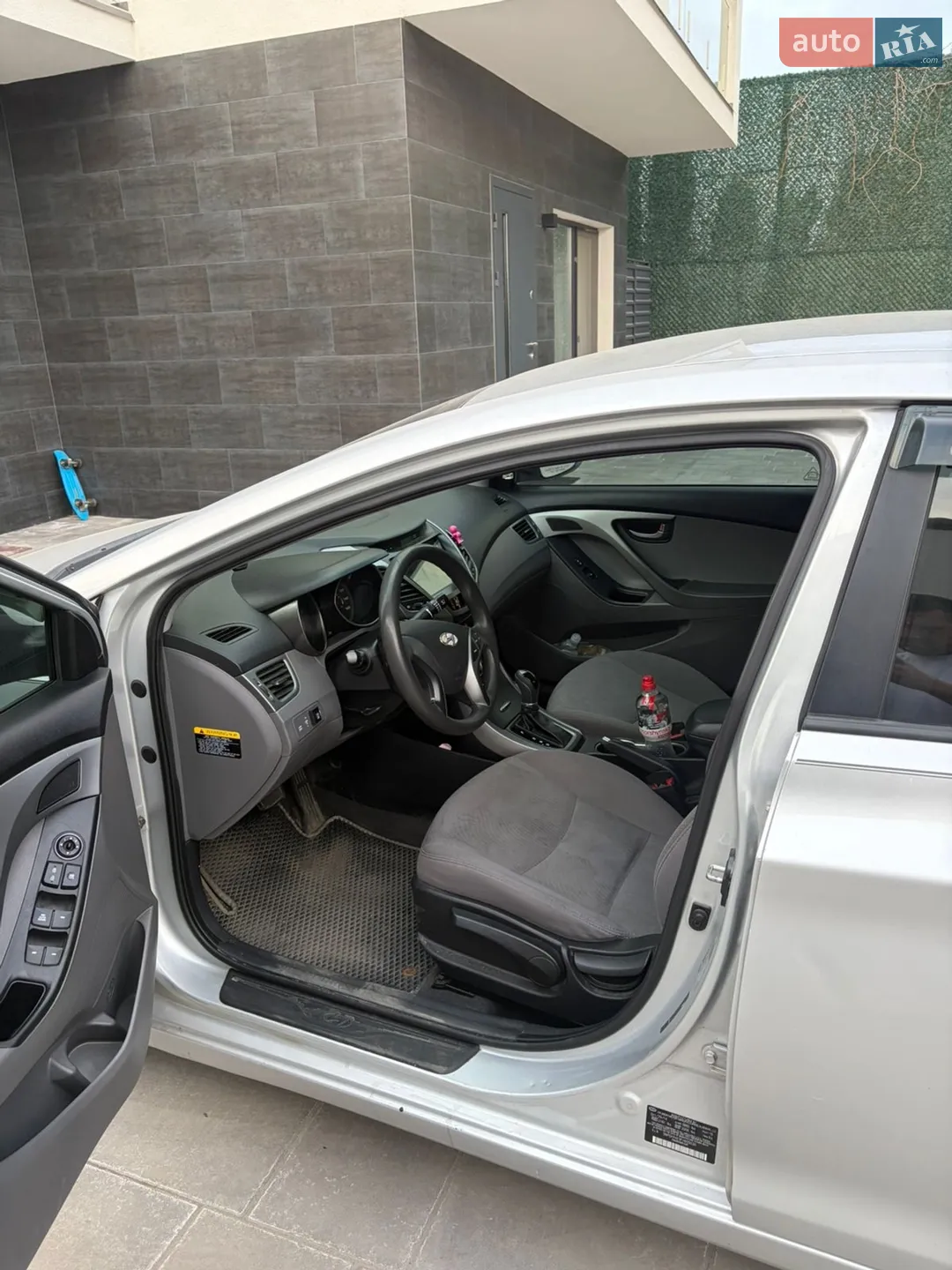 2014 Hyundai Elantra - мініатюра 12