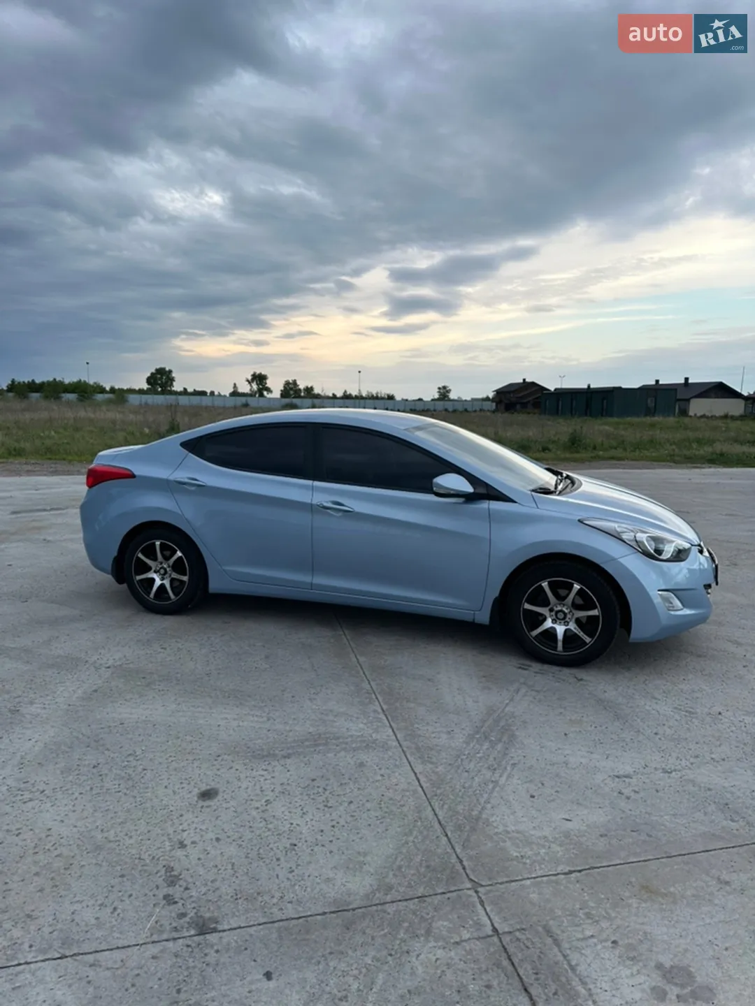 2012 Hyundai Elantra - мініатюра 2