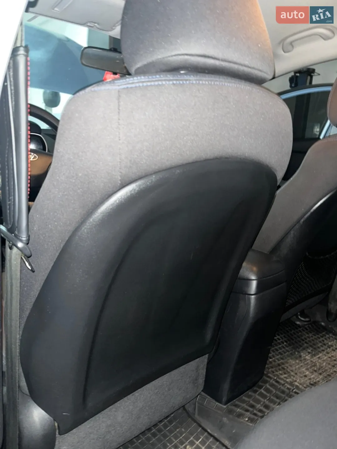 2012 Hyundai Elantra - мініатюра 17