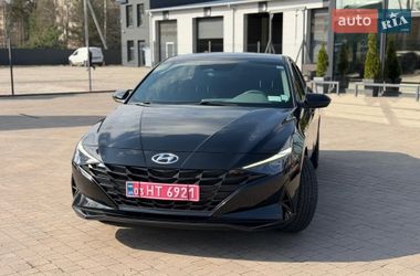 Седан Hyundai Elantra 2022 в Луцьку
