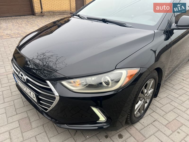 Седан Hyundai Elantra 2017 в Запорожье