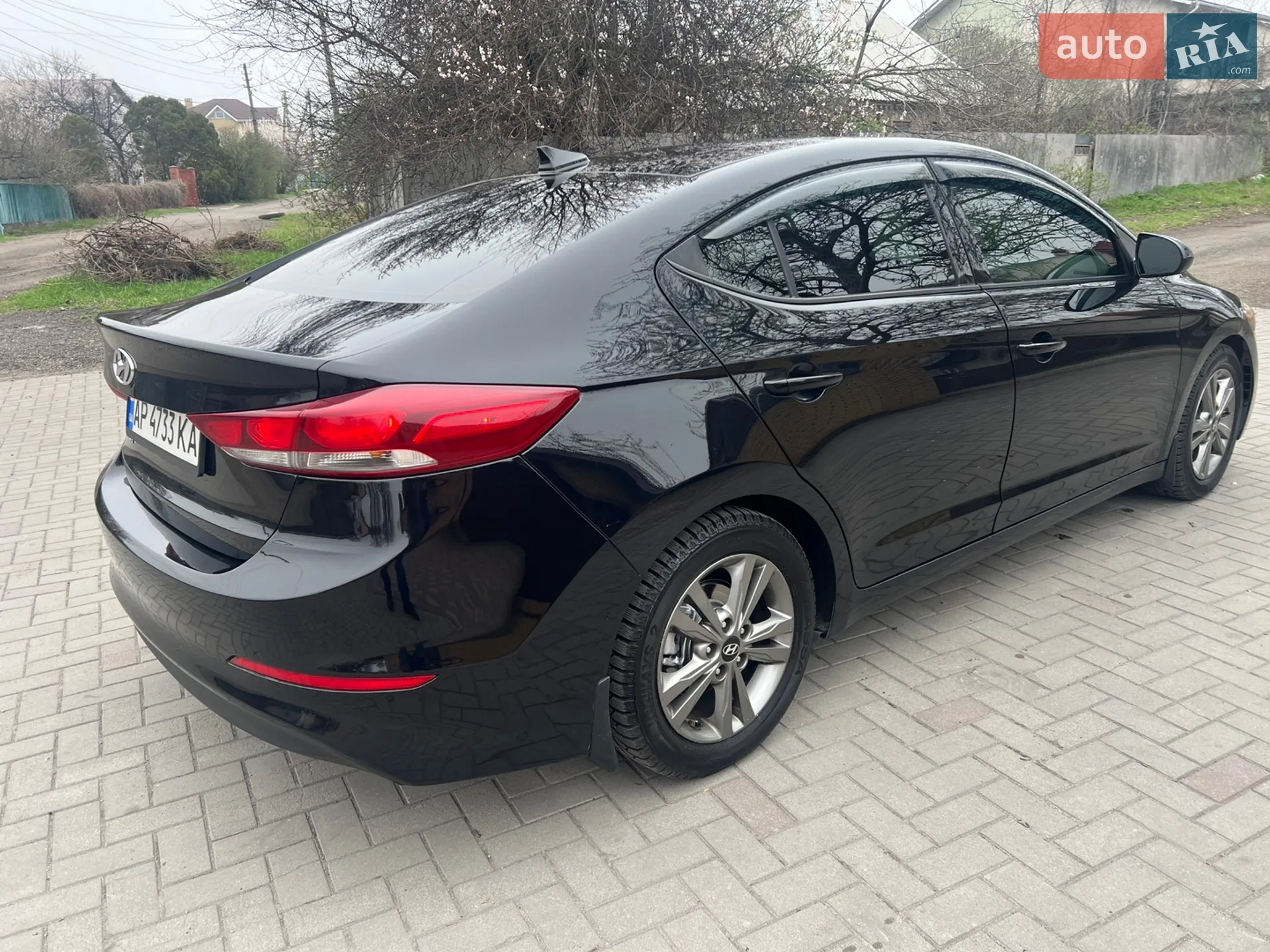 2017 Hyundai Elantra - мініатюра 9
